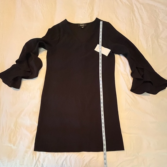 Karen Kane RUFFLE-SLEEVE SHIFT DRESS in black XS - Picture 6 of 7